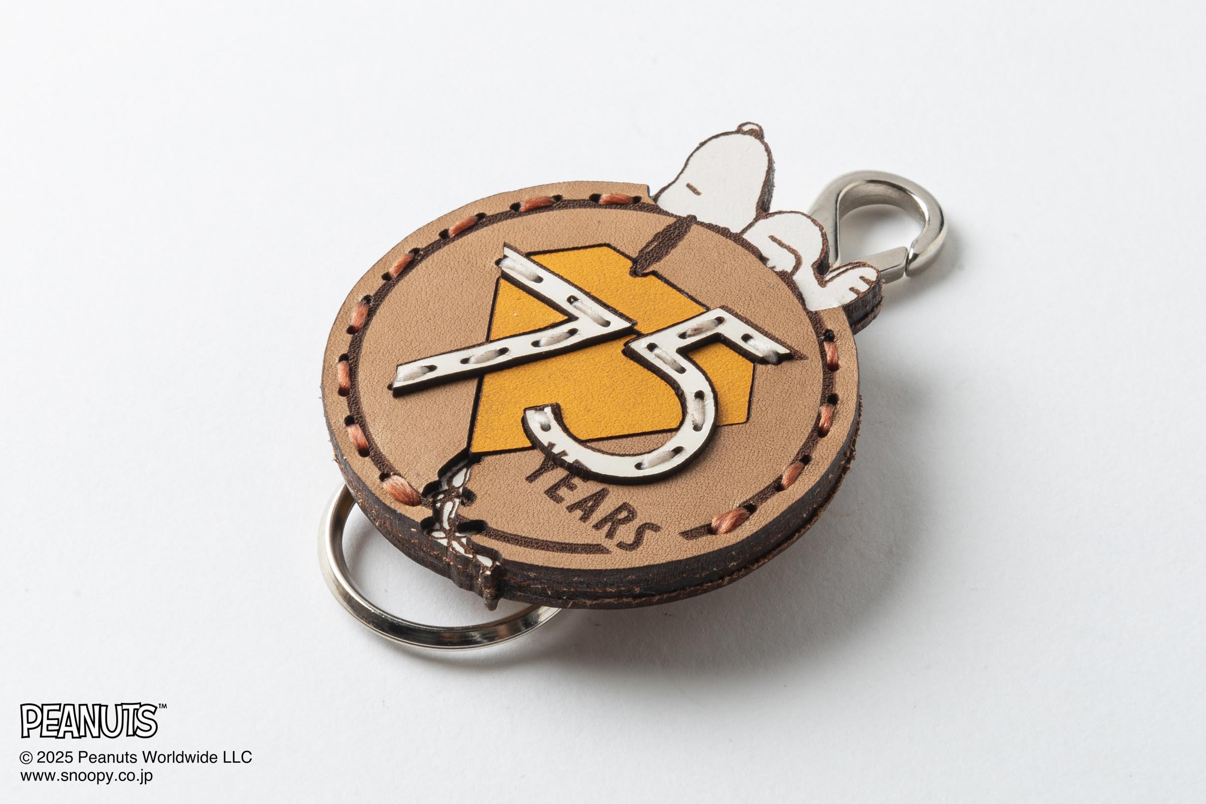OJAGA DESIGN / Peanuts [75YEARS] キーホルダー Brown